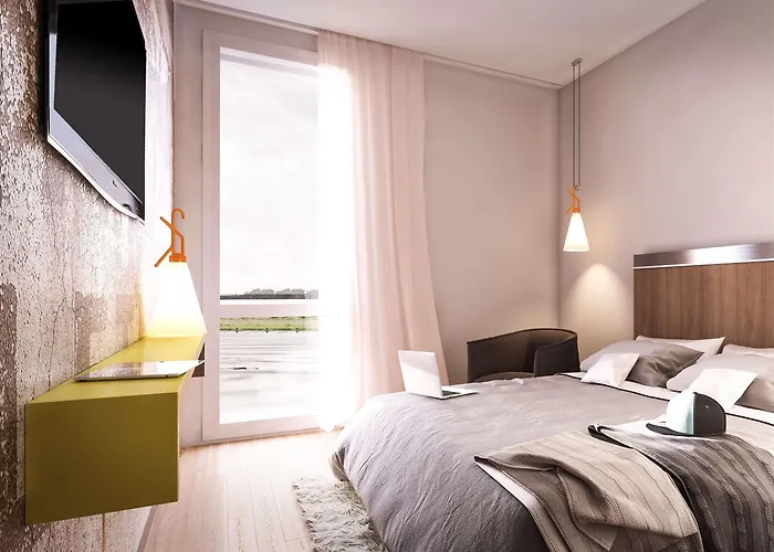 Hotel Comfort Airport 3*