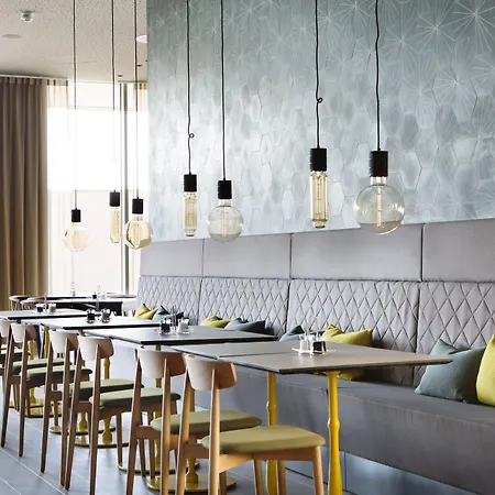 Hotel Comfort Hotel Bergen Airport 3*