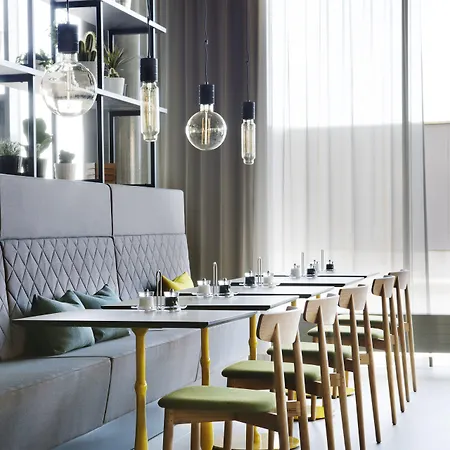 Otel Comfort Hotel Bergen Airport 3*